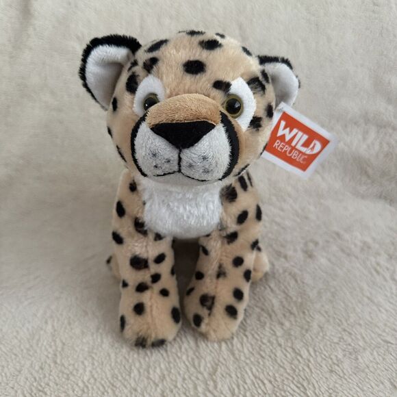 Wild Republic Cheetah Cub Plush Realistic Zoo 10" Stuffed Animal Toy - Picture 1 of 5